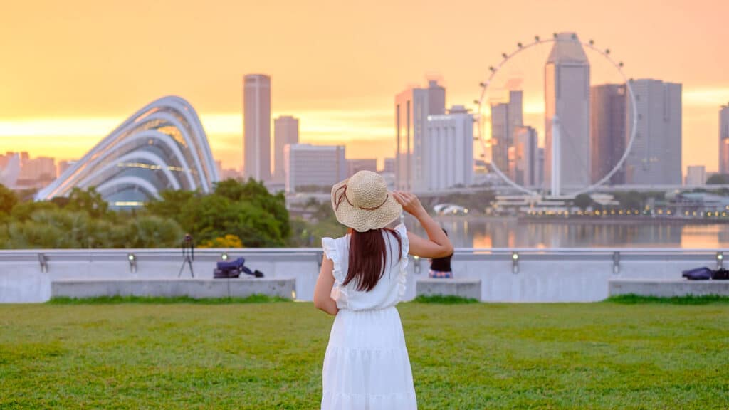 Woman looking at city in Singapore.