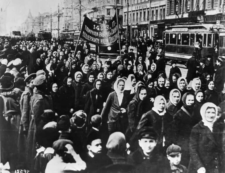 1917 International Women's Day march in Petrograd. Photo on Wikimedia Commons (CC 1.0 public domain)