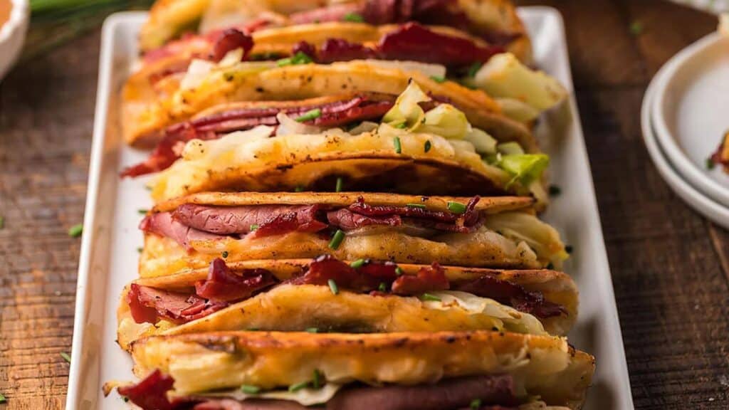 irish_tacos_with_potatoe_corned_beef_cabbage_and_onions_bella_bucchiotti_56.