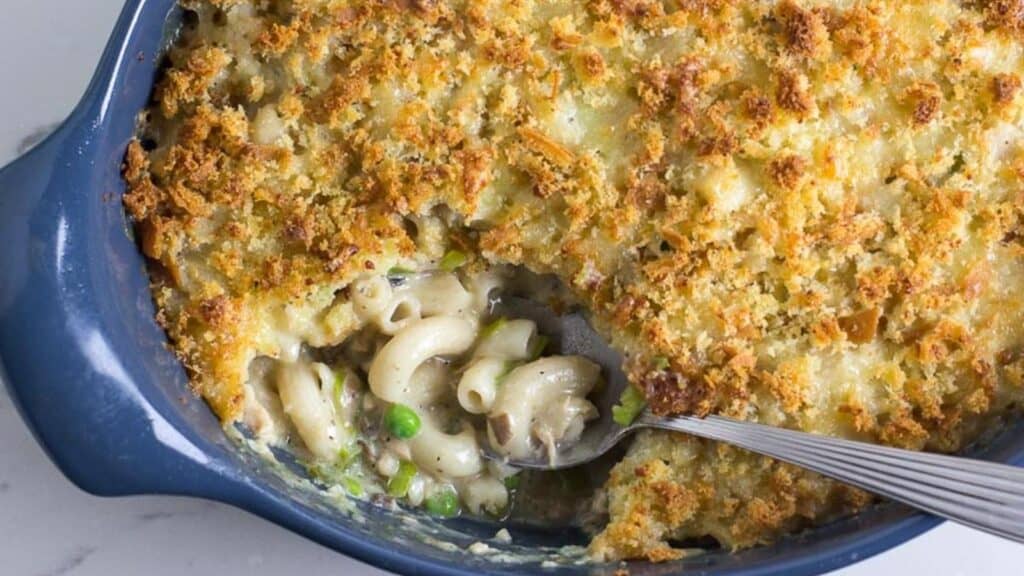 overhead-of-Low-FODMAP-Tuna-Noodle-Casserole-1200-1.