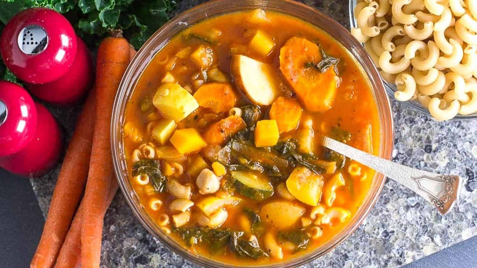 overhead-of-Low-FODMAP-Vegetable-Pasta-Bean-Soup-with-ingredients.