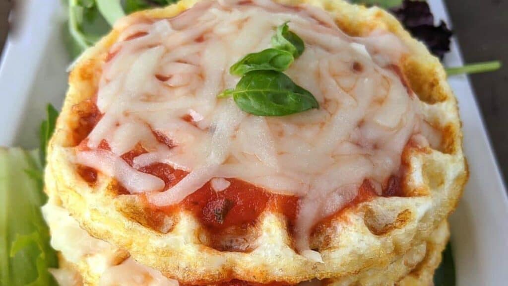 Low-calorie-chicken-parmesan-chaffle-with-nutrition-information-Large.