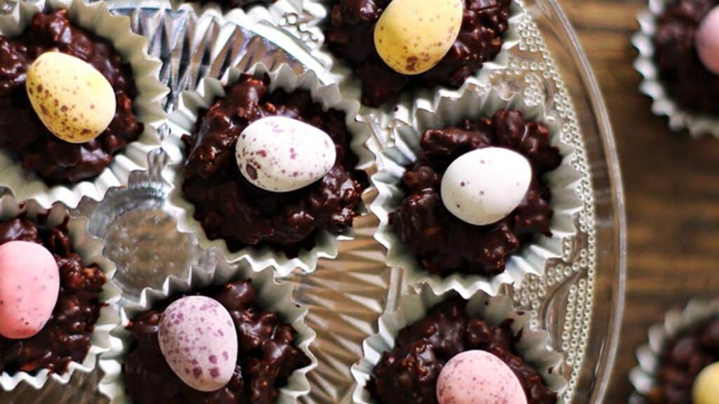 Mini-Egg-Chocolate-Granola-Bites-116-lr.