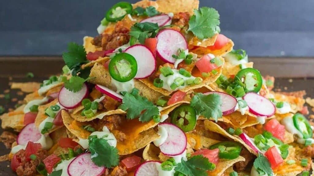 Side-view-of-mile-high-low-FODMAP-chili-nachos.