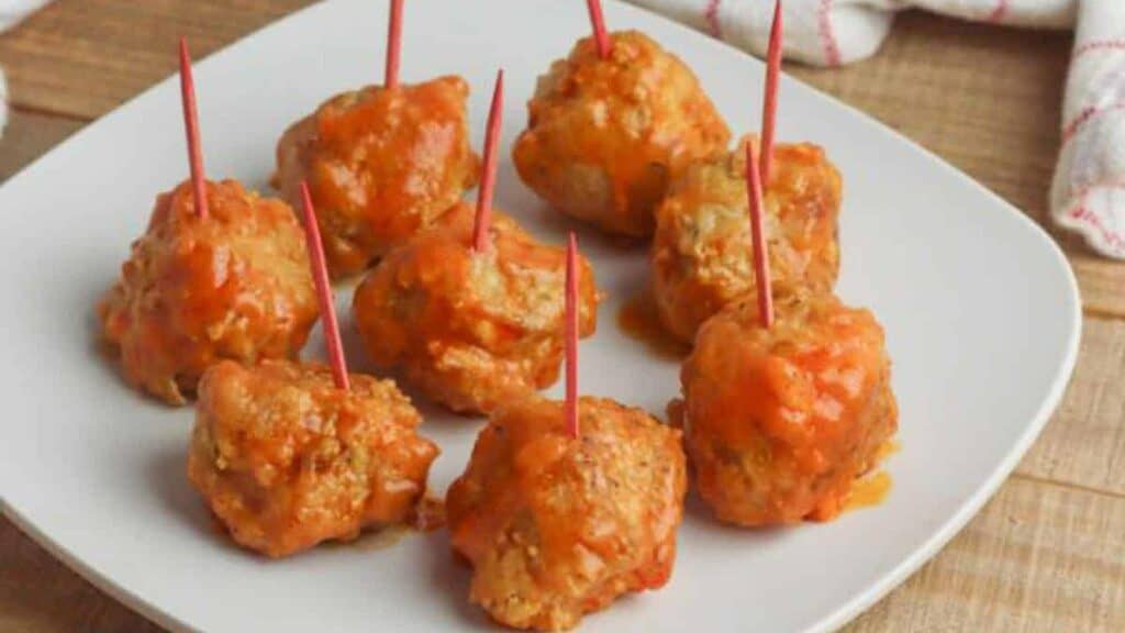 Slow-Cooker-Buffalo-Chicken-Meatballs-Recipe-7.