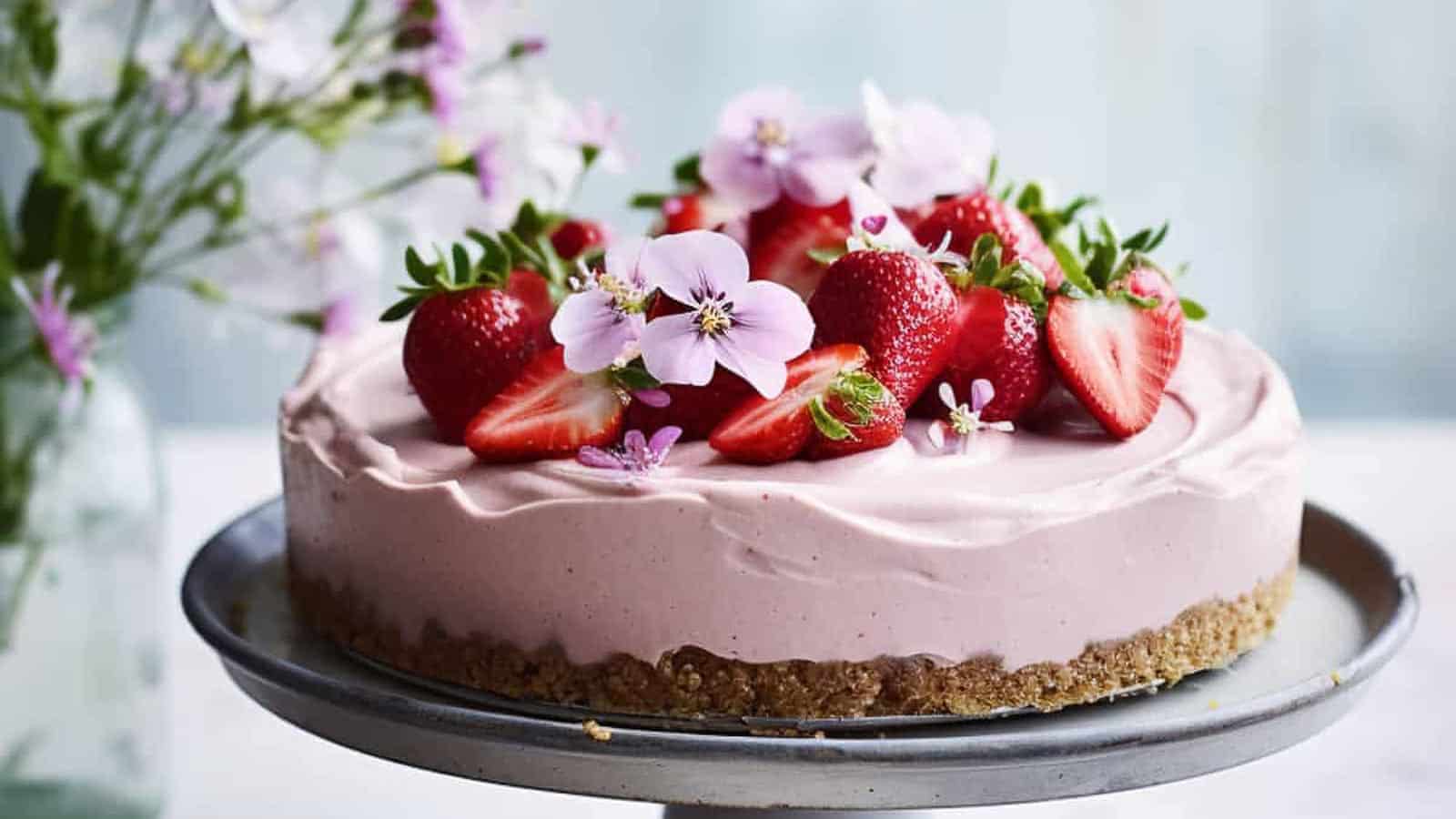 Strawberry-No-bake-cheesecake.