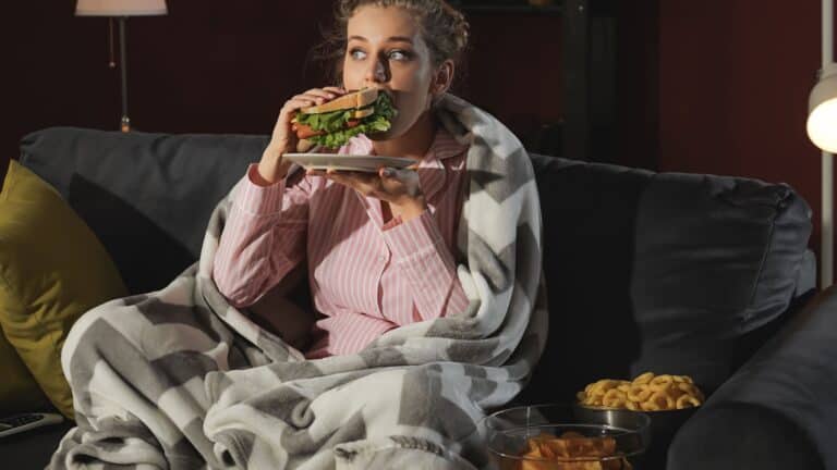 Late-Night Snacking: Harmless Habit or Hidden Health Risk?