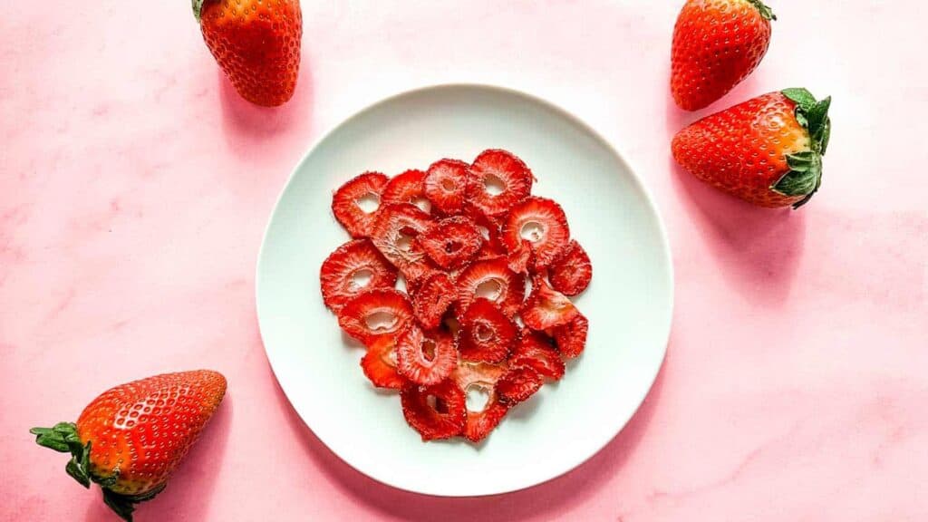 Air-Fryer-Dehydrated-Strawberries-Hero.