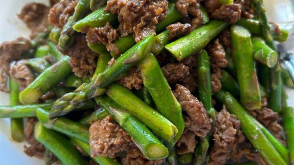 Asparagus-Beef-Stir-Fry-Recipe-678x381.
