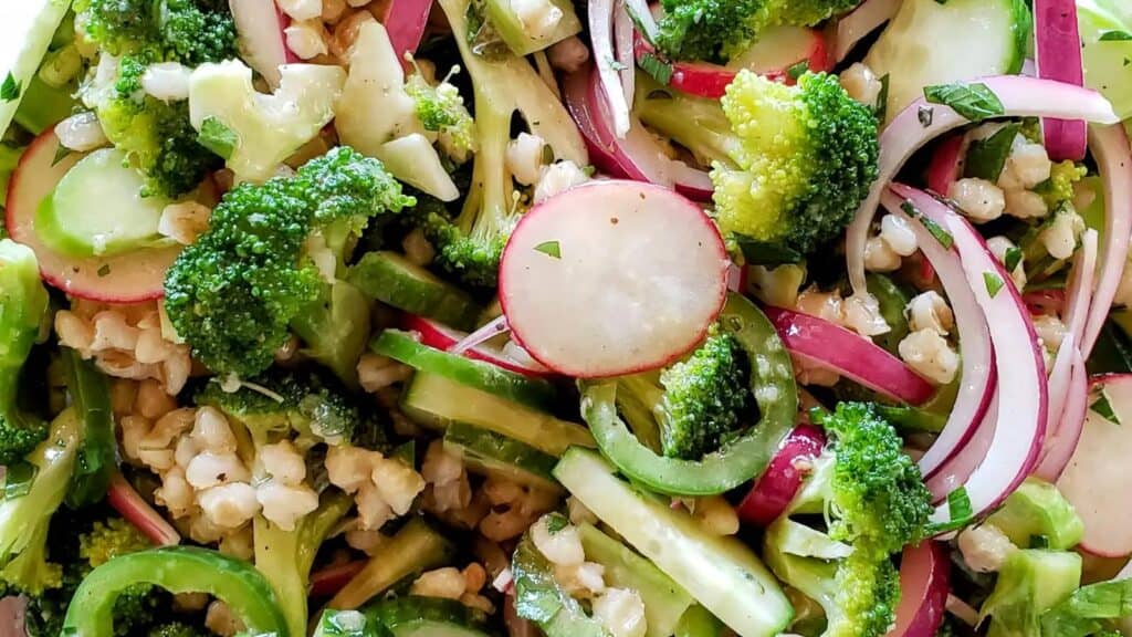 Barley-broccoli-salad.jpg.