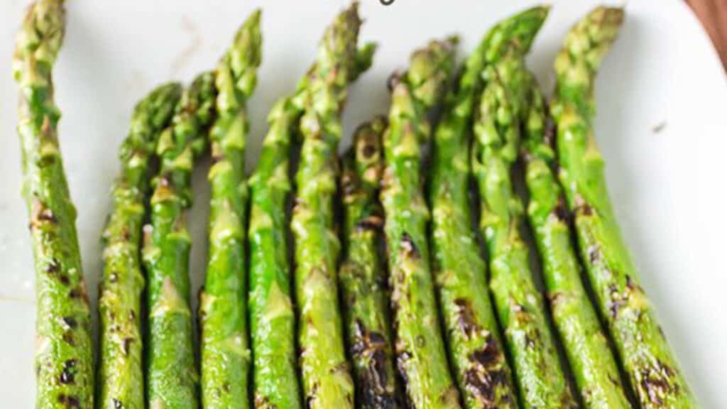 Grilled-Asparagus-4309753.