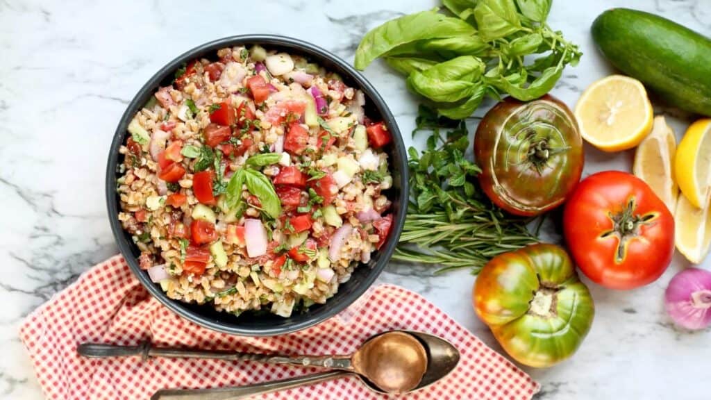 Photo-Recipe-Greek-Farro-Salad.