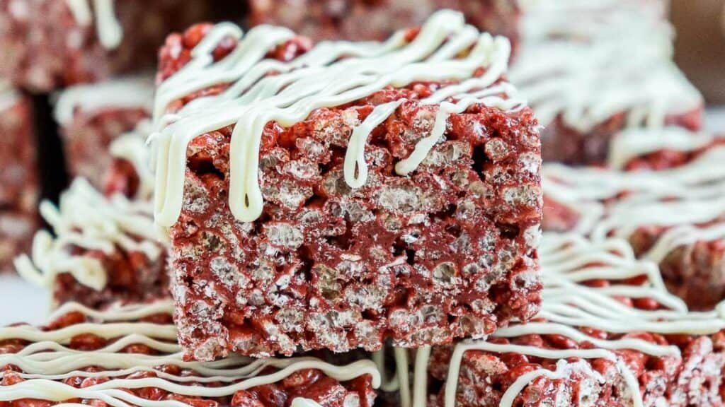 Red-Velvet-Rice-Krispie-Treats-6.