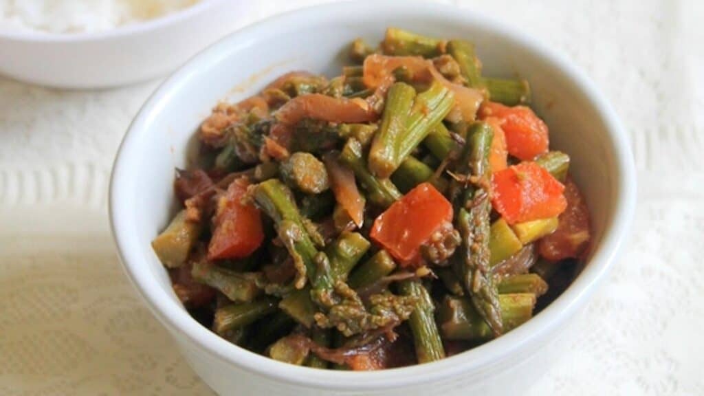 asparagus-subzi-recipe-11.