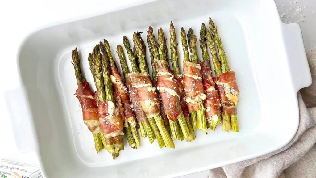 baked-boursin-and-prosciutto-wrapped-asparagus.jpg.