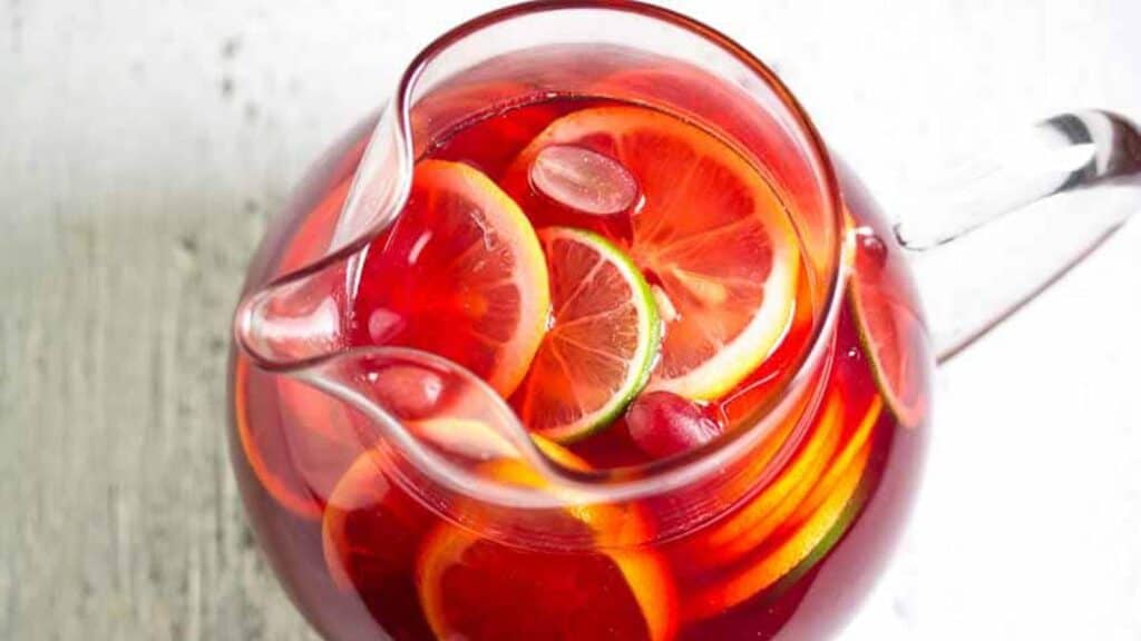 cranberry-ginger-tea-punch-overhead.