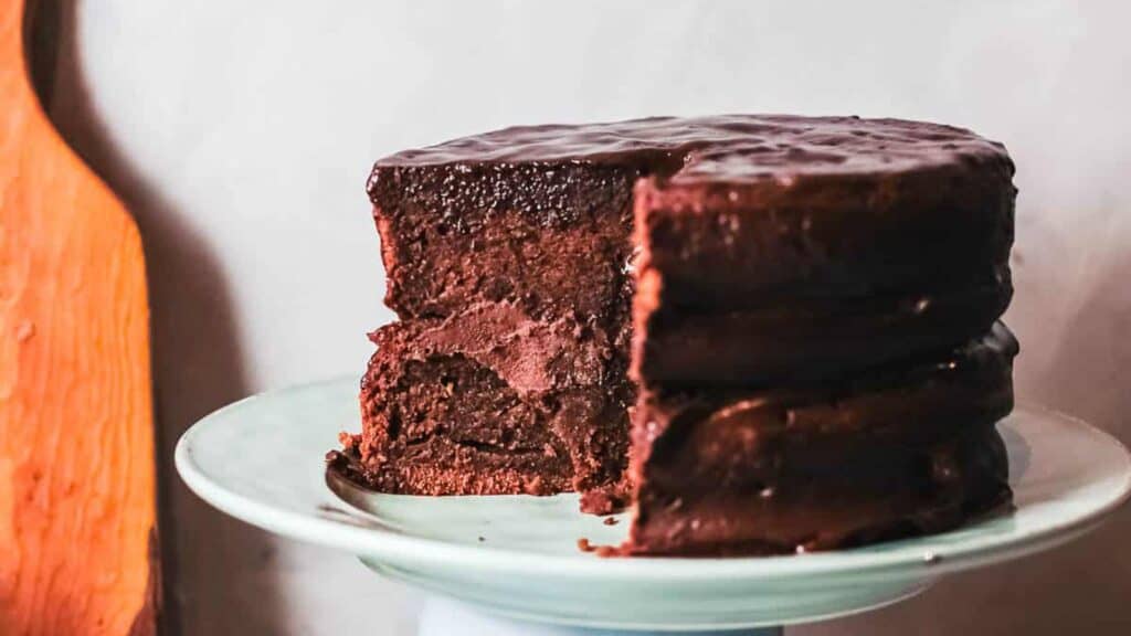 decadent-chocolate-truffle-cake.