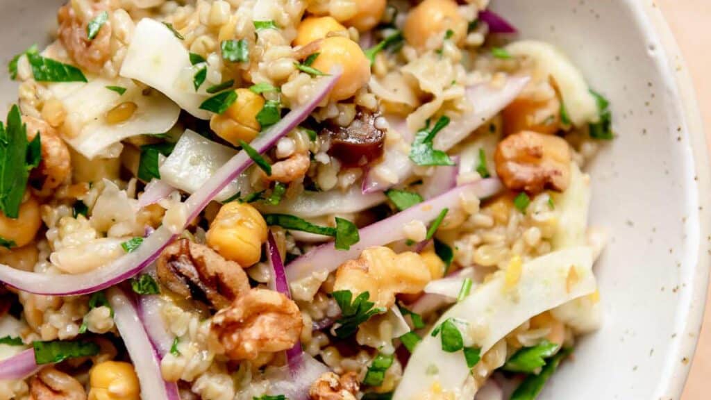 healthy-easy-chickpea-freekeh-salad-recipe-7.