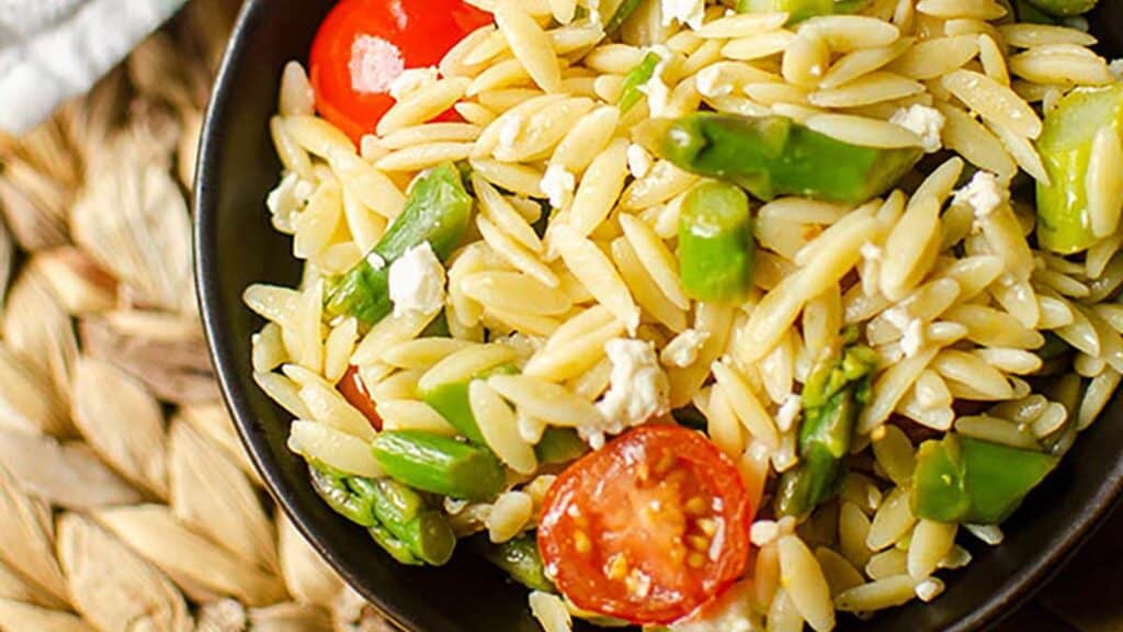 lemon-orzo-asparagus-salad.