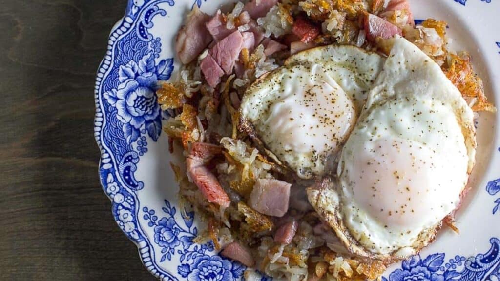 hash-browns-with-ham-and-eggs.