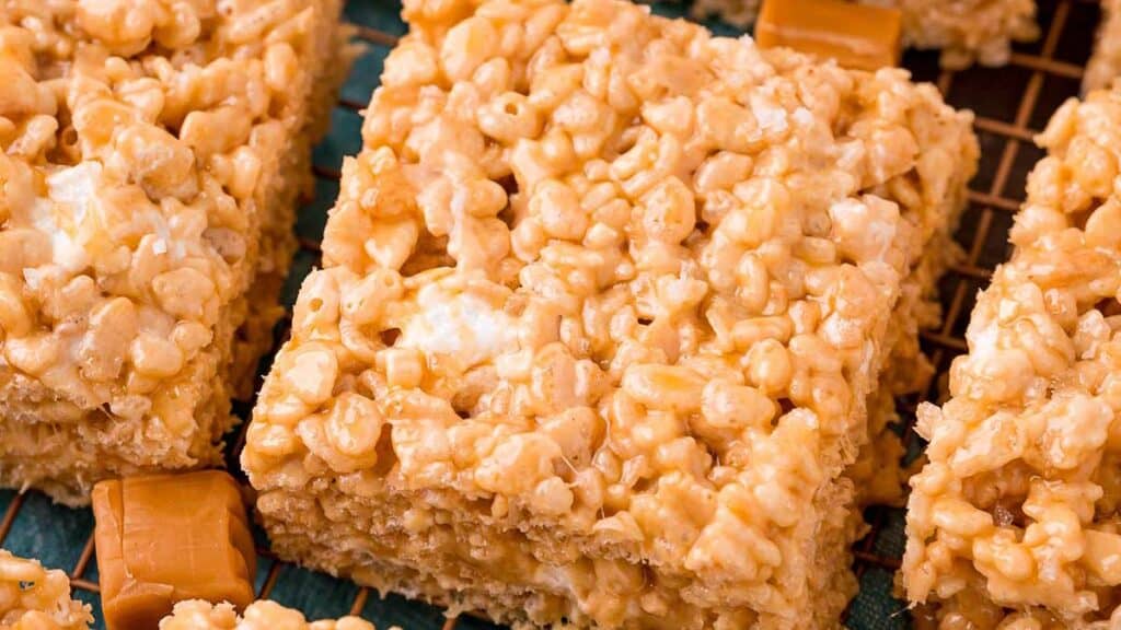 salted-caramel-rice-krispies-treats-1.