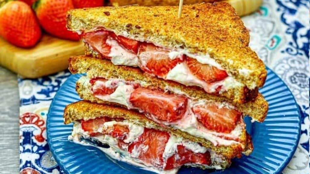 strawberry-goat-cheese-grilled-cheese-sandwich-pin-c.
