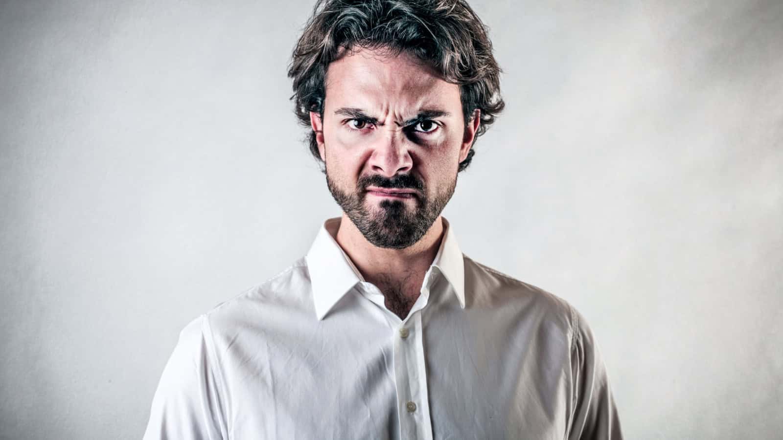 10 signs your mind is overwhelmed, not broken - The Queen Zone