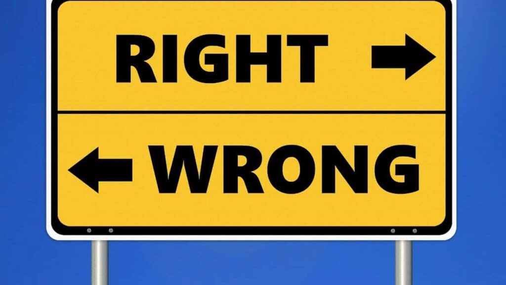 Right-Wrong-sign.