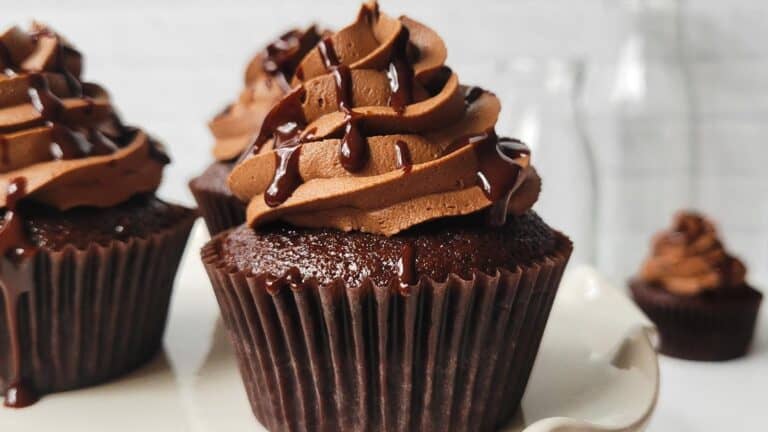 18 Easy Cupcake Recipes To Keep The Kid In You Happy!