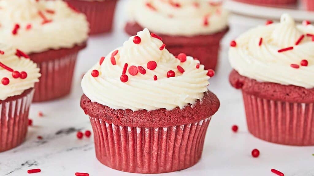 red-velvet-cupcakes-Cheerful-Cook-msn-2.