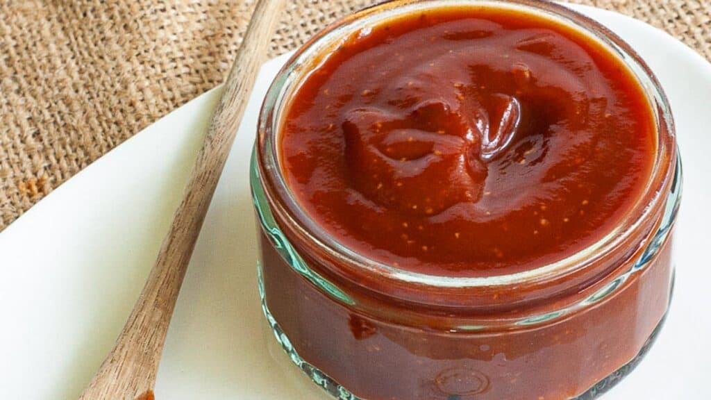 Vegan-BBQ-Sauce-1-2.