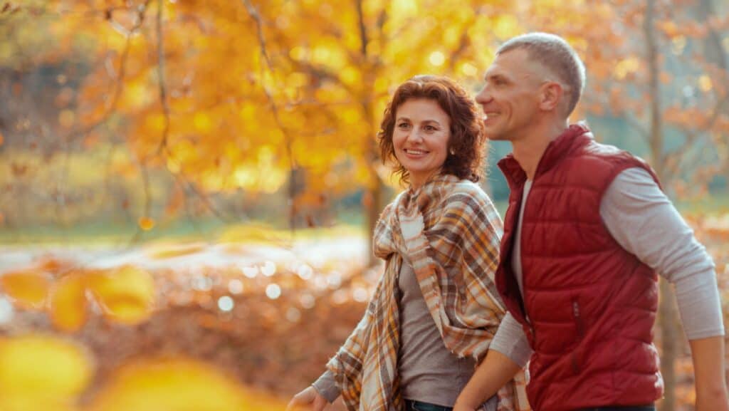 Couple in fall.