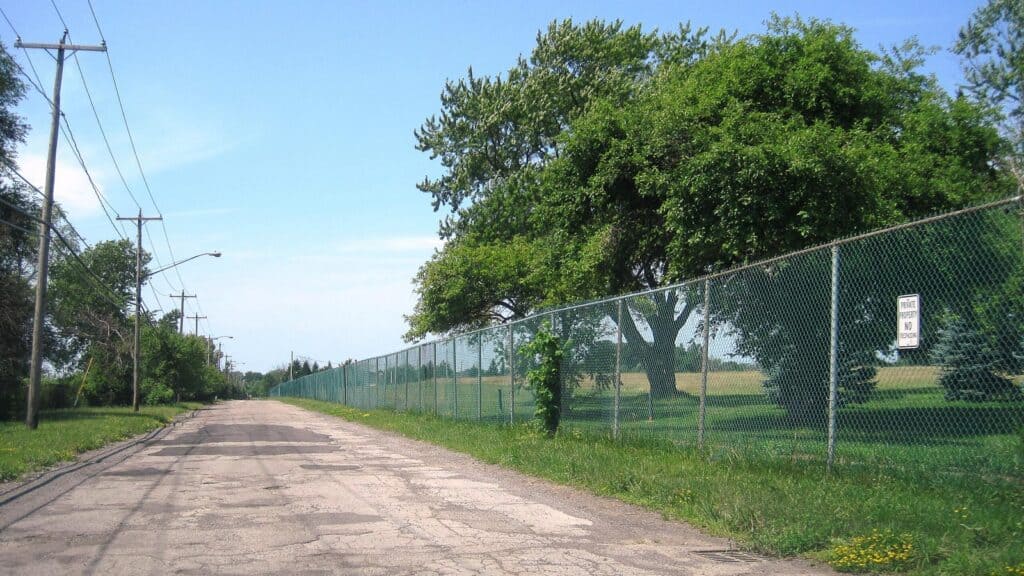 Love_Canal_site_from_Frontier_Avenue,_July_2023.