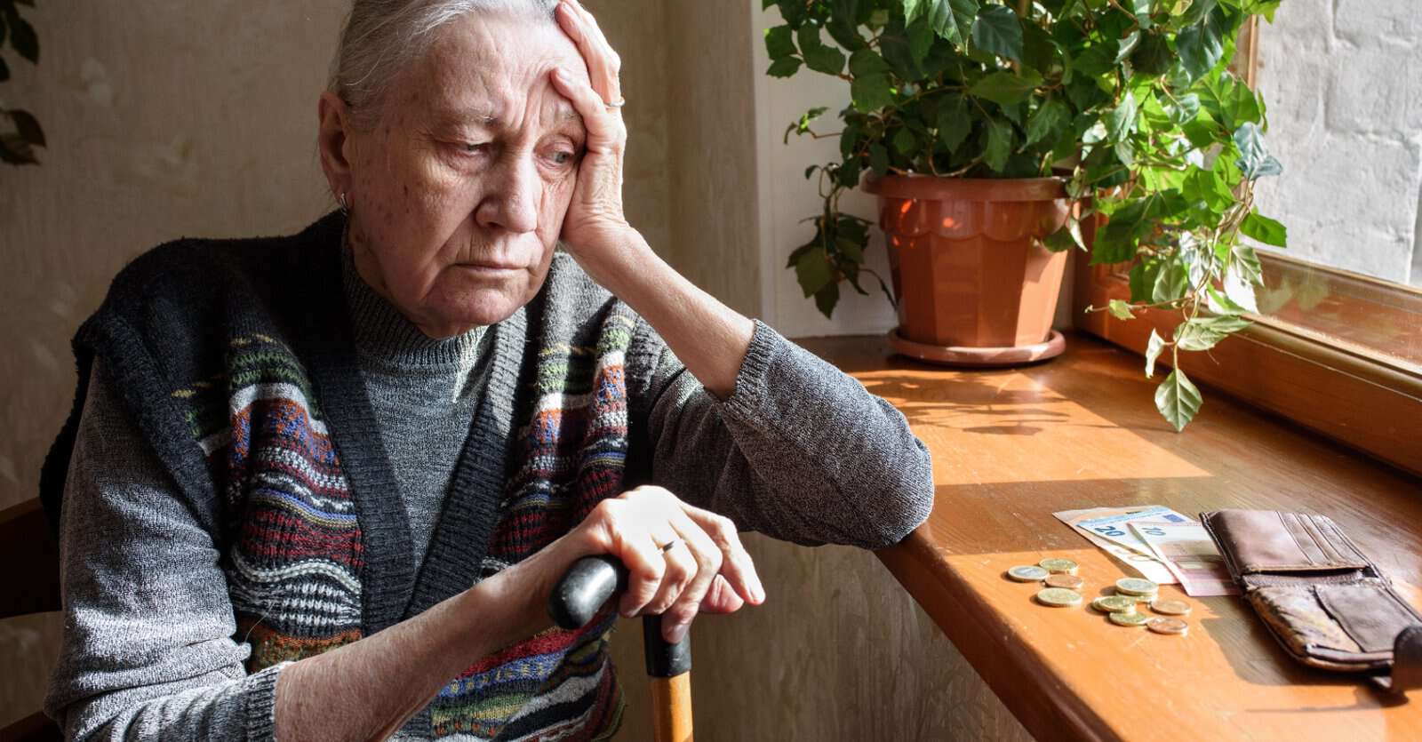 10 Smart Stratagies for Women:Retire Comfortably With Less Than $1 Million