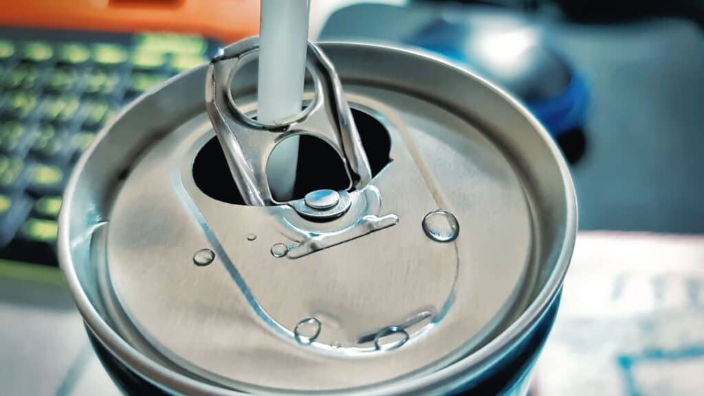 soda can straw.