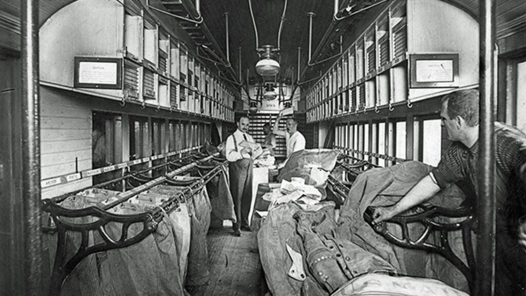 1912-inside-a-railway.