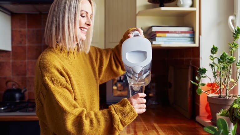 Water filter.