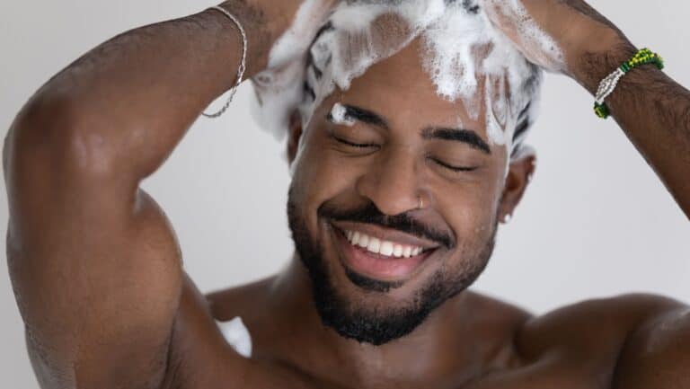 Shampoo. hair wash.