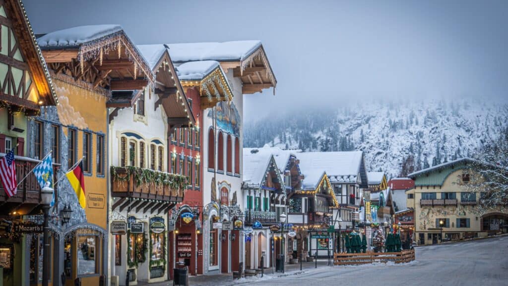 LEAVENWORTH, US.