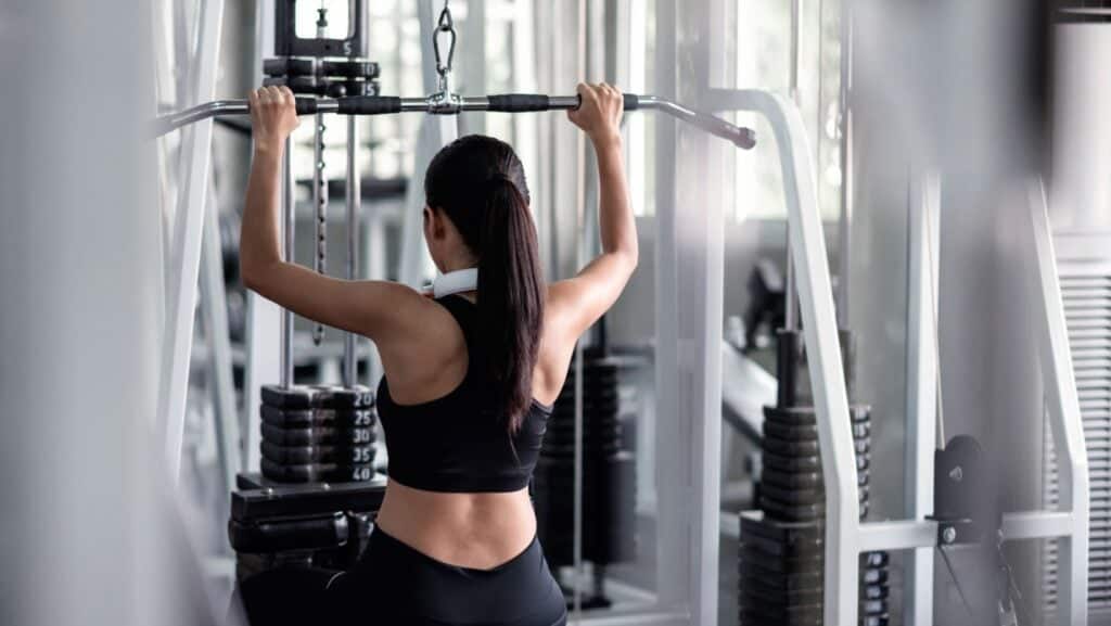 Lat pull down.