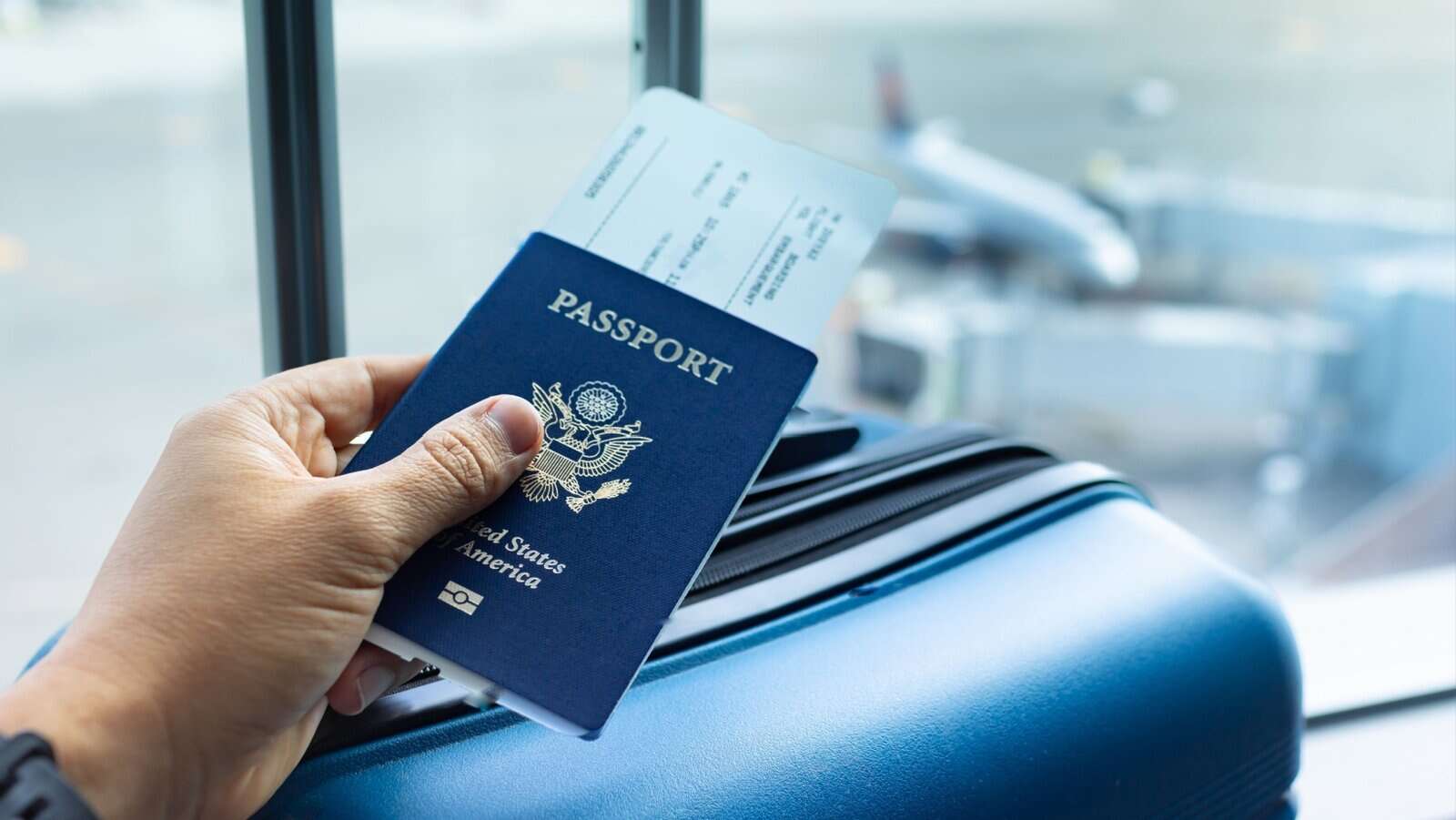 Common American habits that are illegal in Canada and what travelers need to know