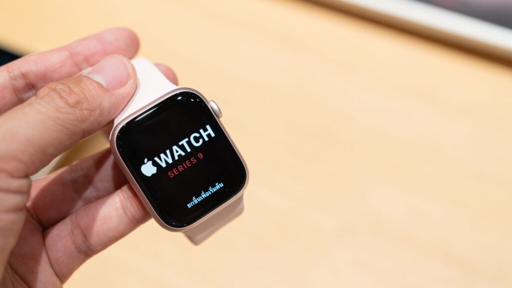 apple watch.