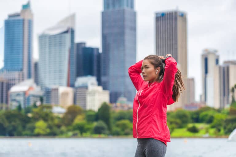 Running,Healthy,Lifestyle,In,Sydney,City,Runner,Asian,Woman,Preparing