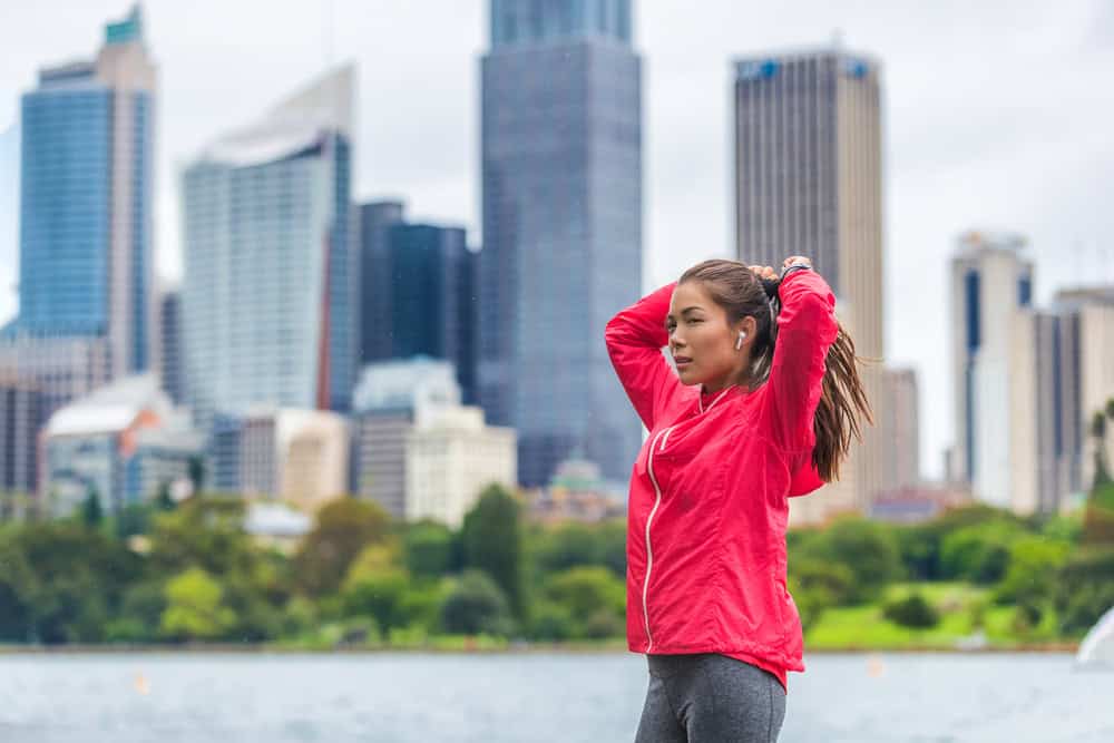 Running,Healthy,Lifestyle,In,Sydney,City,Runner,Asian,Woman,Preparing