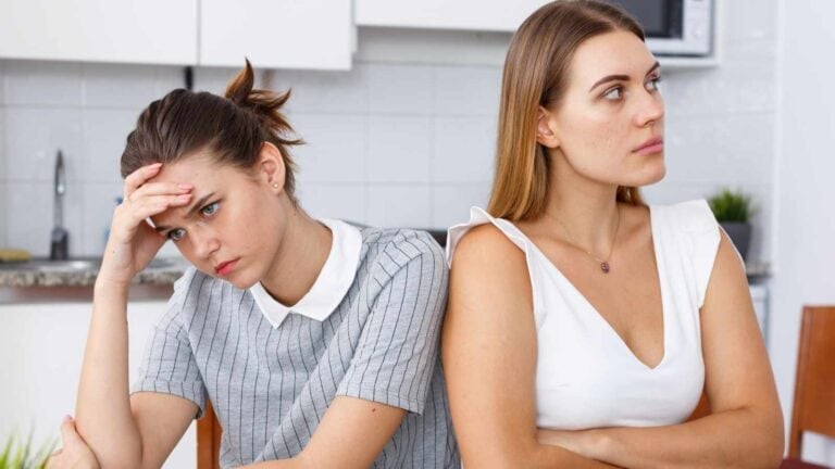 Signs it's time to end a friendship, regardless of your history