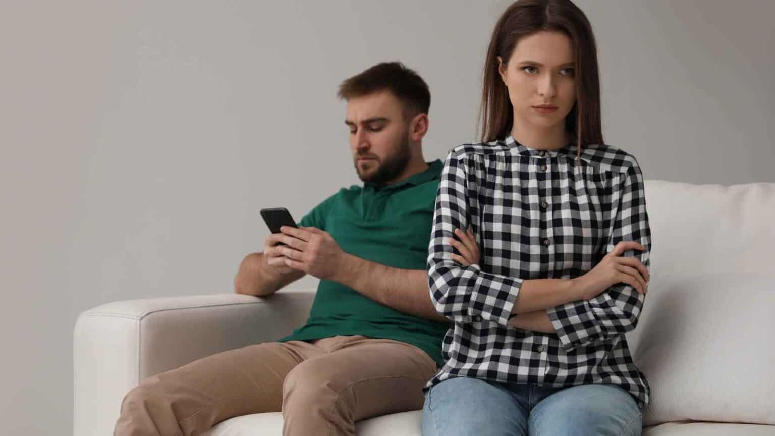 10 Subtle Factors That Can Cause Women to Lose Emotional Connection in ...