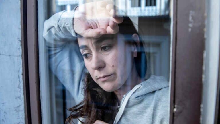 12 Indicators of Emotional Neglect in a Relationship