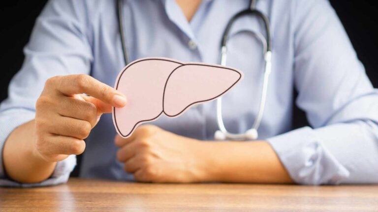 6 Power-Packed Berries That Boost Liver Health