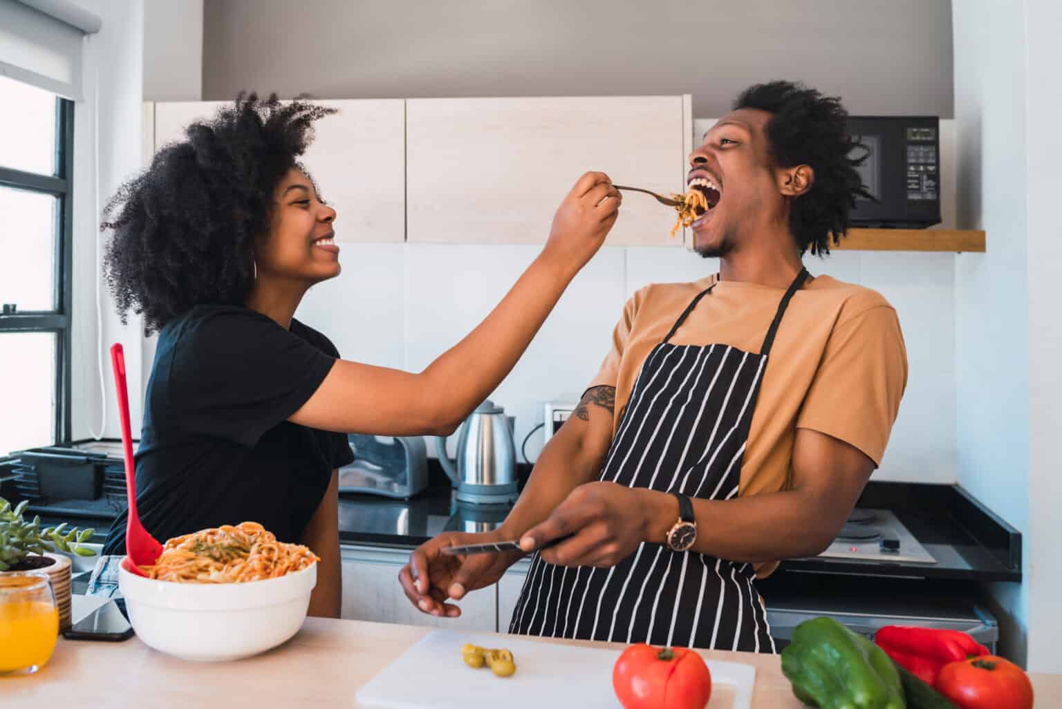 12 psychological triggers that make you instantly attractive - The ...
