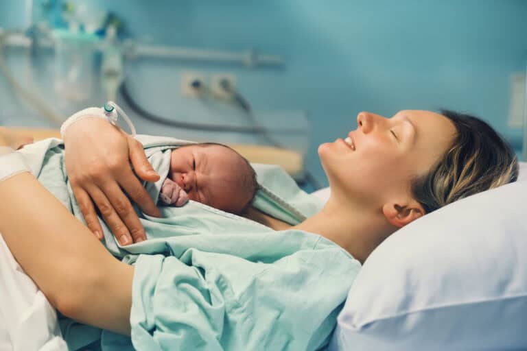 10 hard truths moms learn the moment the baby arrives